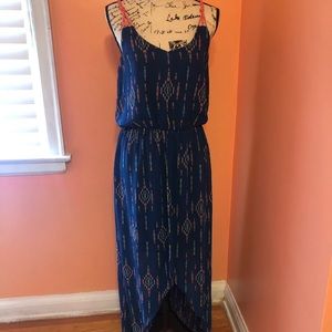 Xhilaration maxi dress size L
